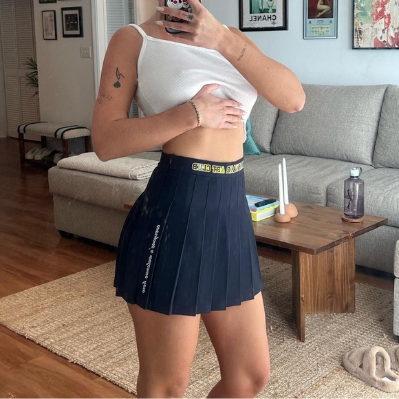 Mayfair Group Skirt - Picture 3 of 4